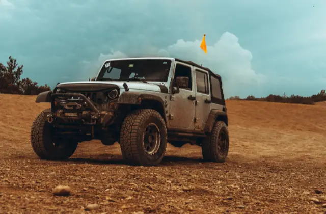 How to Replace the Soft Top From Your Jeep